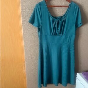 Teal Short-Sleeve Midi Dress with Scoop Neck Tie